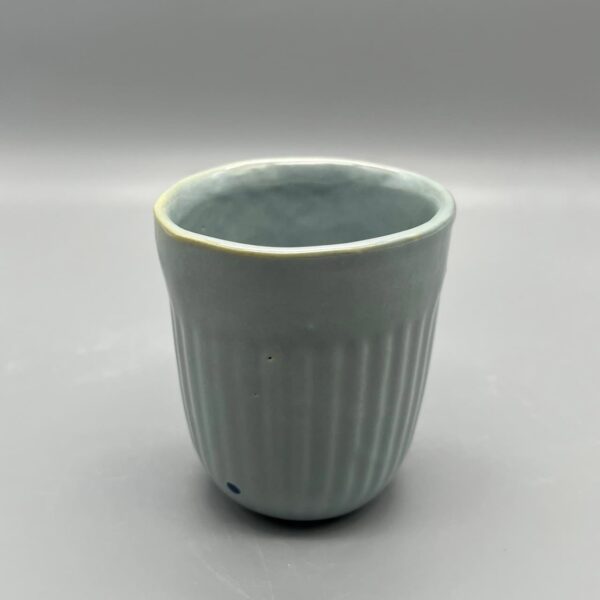 Tasse cannelée
